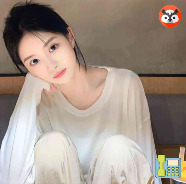 何女士